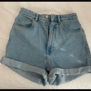 NWOT Zara High Rise Mom Jean Shorts